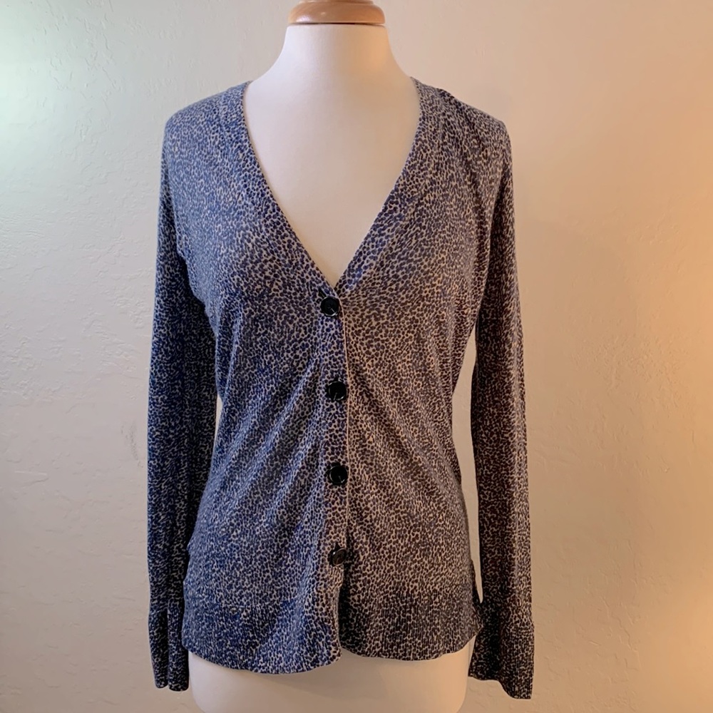 Ann Taylor LOFT button up sweater. (L)